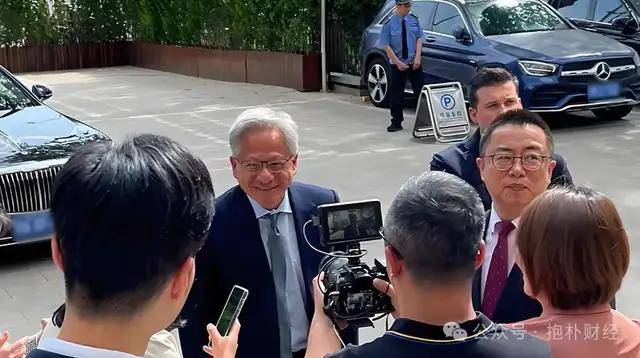 增厚“绿色家底”！黔西南州举行2025年义务植树活动